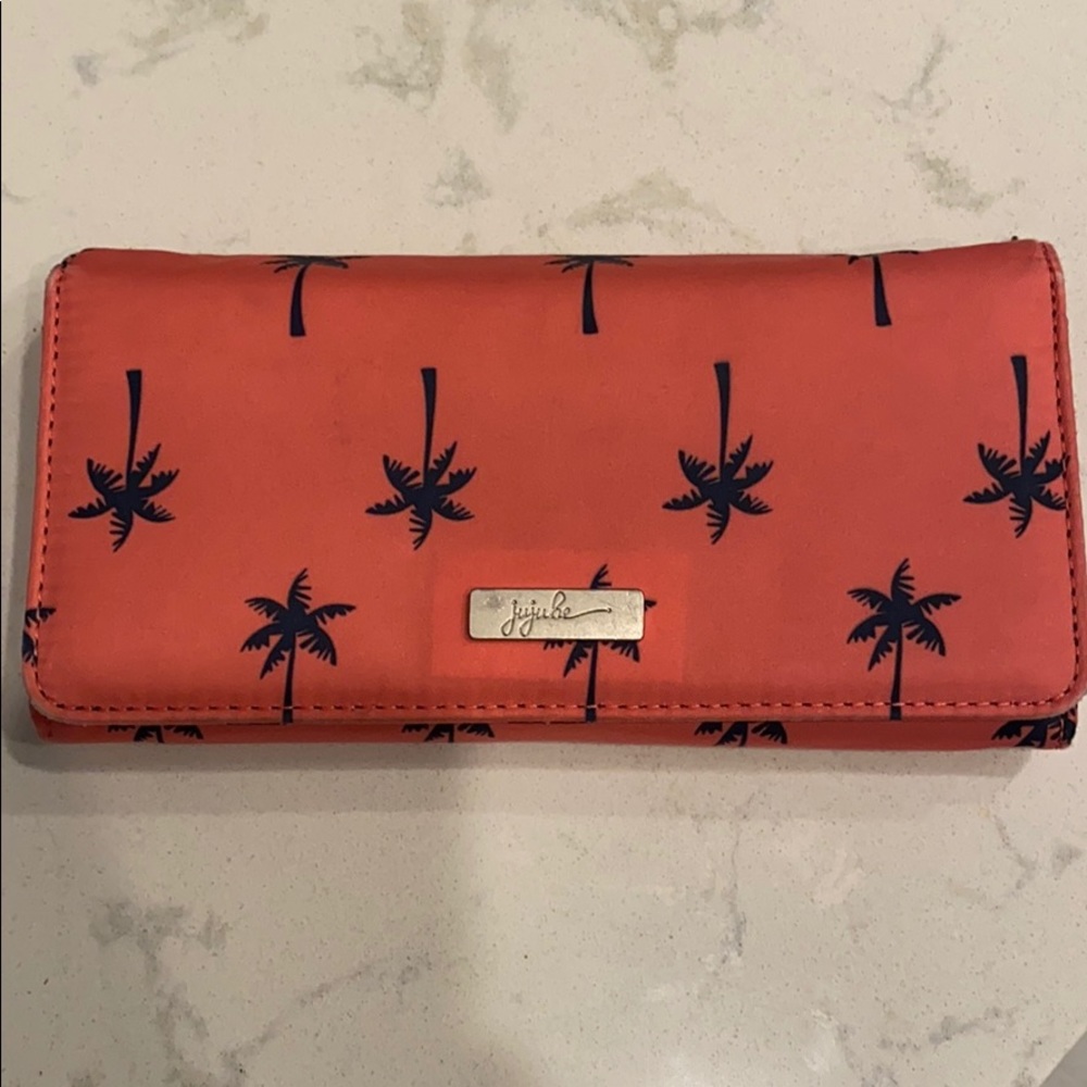 JuJuBe Be Rich Wallet